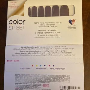 Color Street 100% Nail polish Strips “Berlin It to Win It”